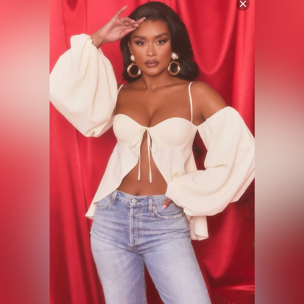 OhPolly over the shoulder Crop Top in Oyster White - Size US 4